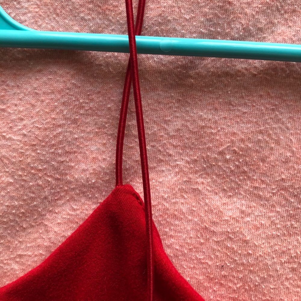 Red Crop Too - Picture 3 of 4